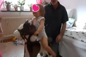 Alexandra all Excited riding the Horse 2016.08